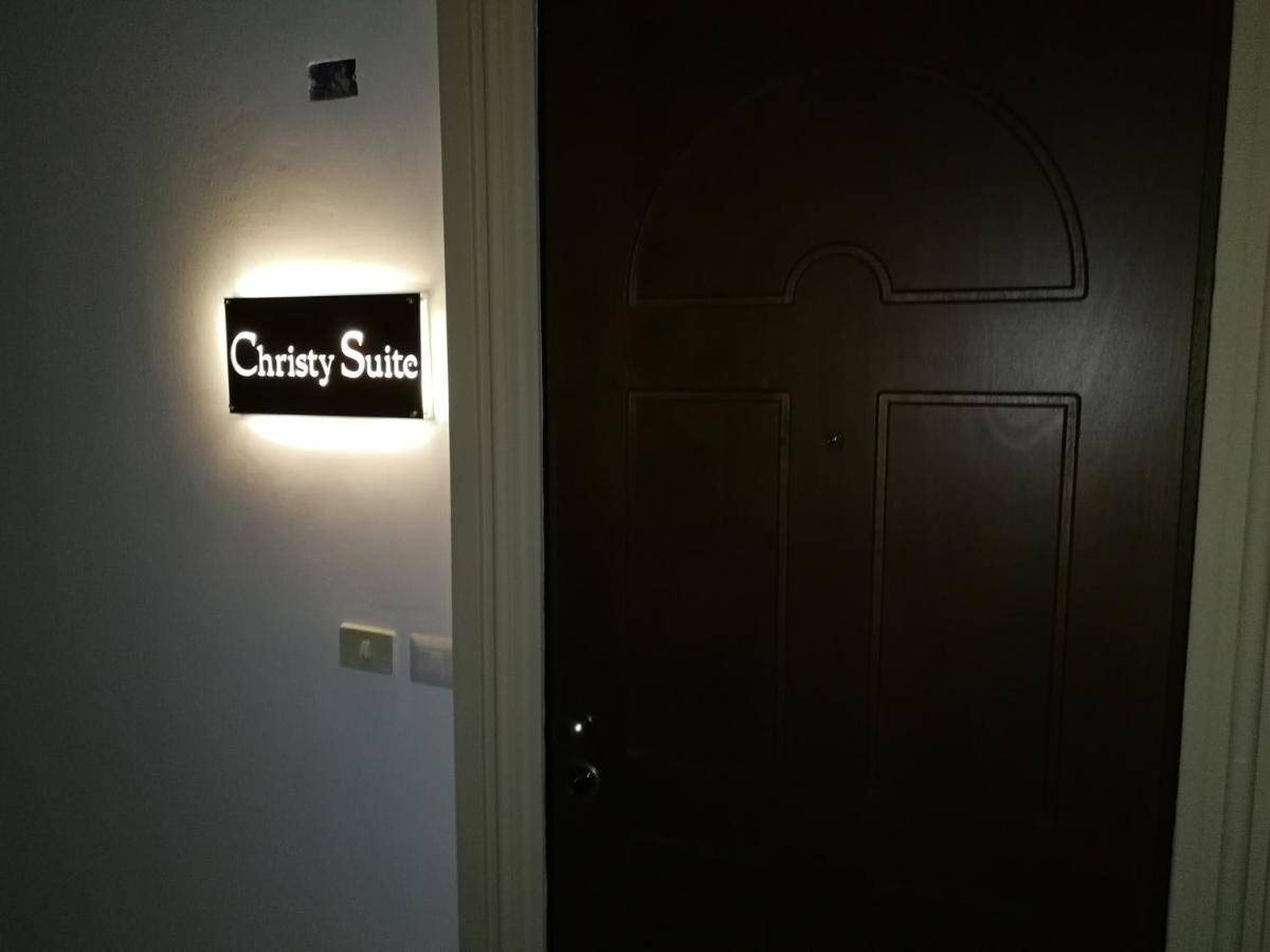 Christy Suite Elegante Appartamento Nel Centro Storico Di Anzio Exteriér fotografie