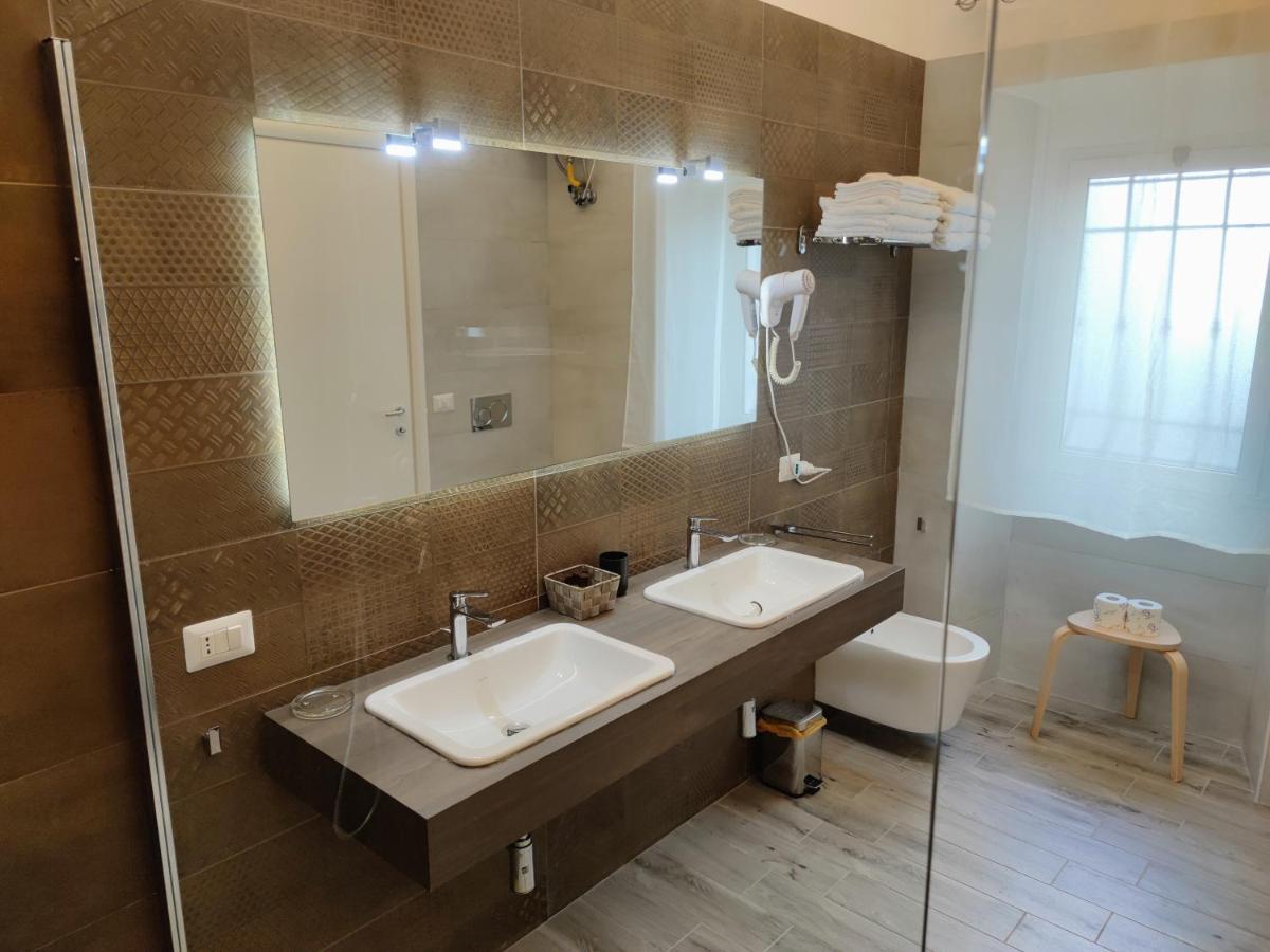 Christy Suite Elegante Appartamento Nel Centro Storico Di Anzio Exteriér fotografie
